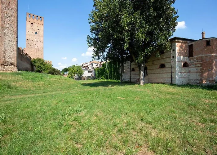 Medieval Relais - Location