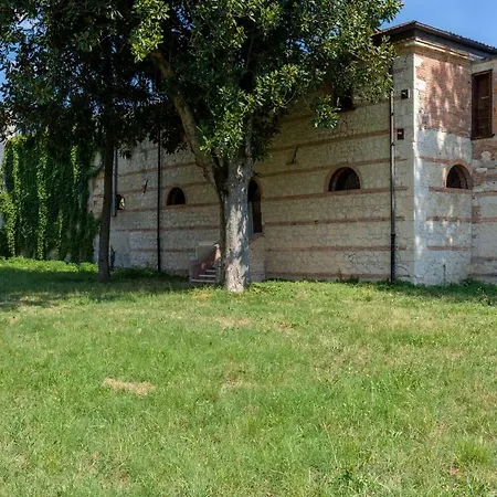 Medieval Relais - Location مونتاغنانا